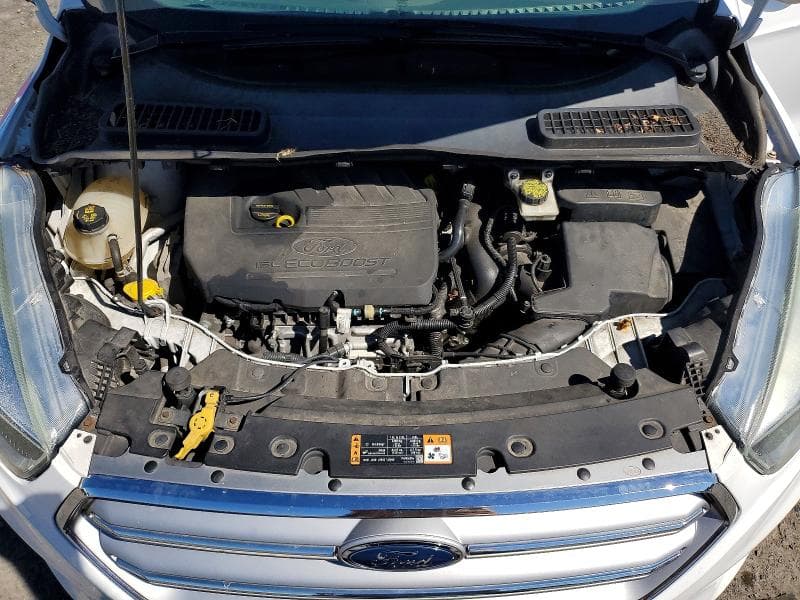 2017 FORD ESCAPE SE 11