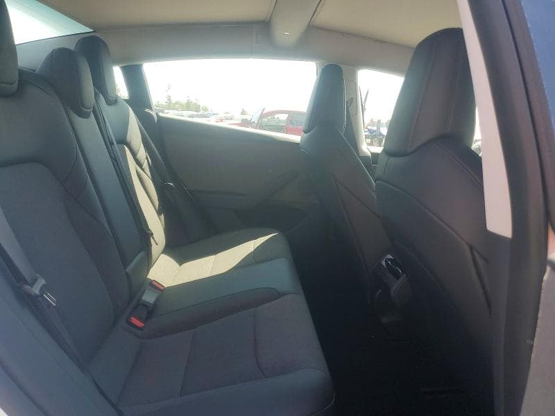 2025 TESLA MODEL 3 10