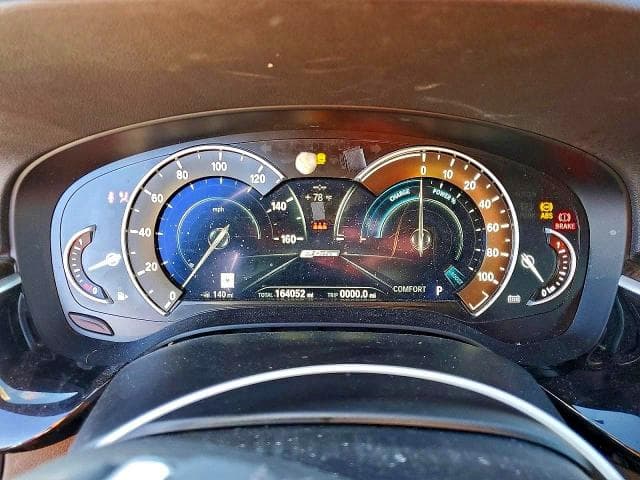 2019 BMW 530E 9