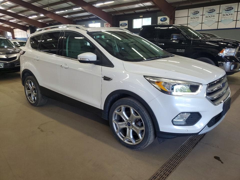2017 FORD ESCAPE TITANIUM 4