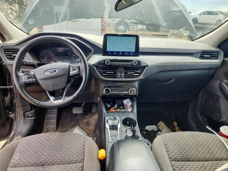 2022 FORD ESCAPE SE 8