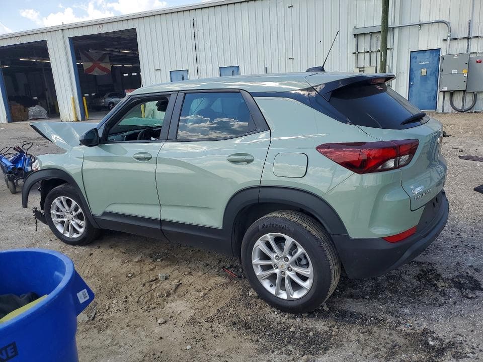 2025 CHEVROLET TRAILBLAZER LS 2