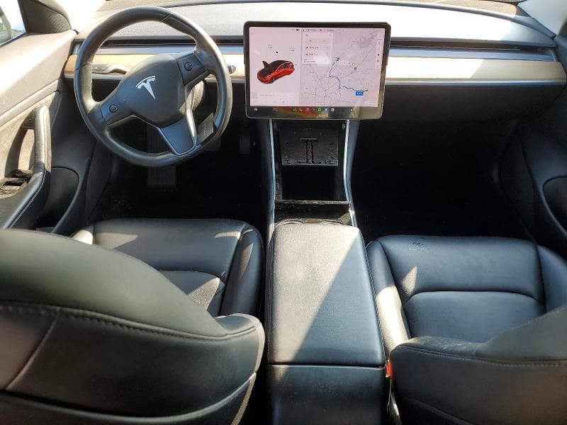 2018 TESLA MODEL 3 8