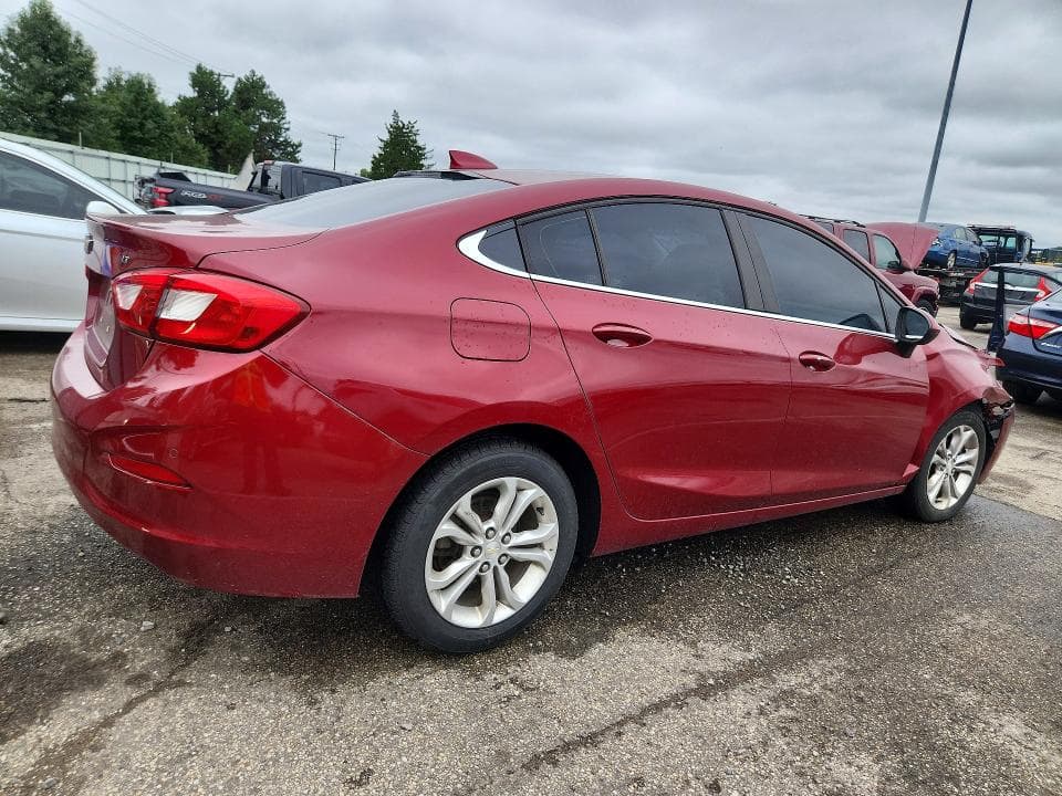2019 CHEVROLET CRUZE LT 3