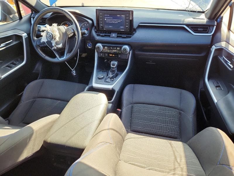 2022 TOYOTA RAV4 SE 8
