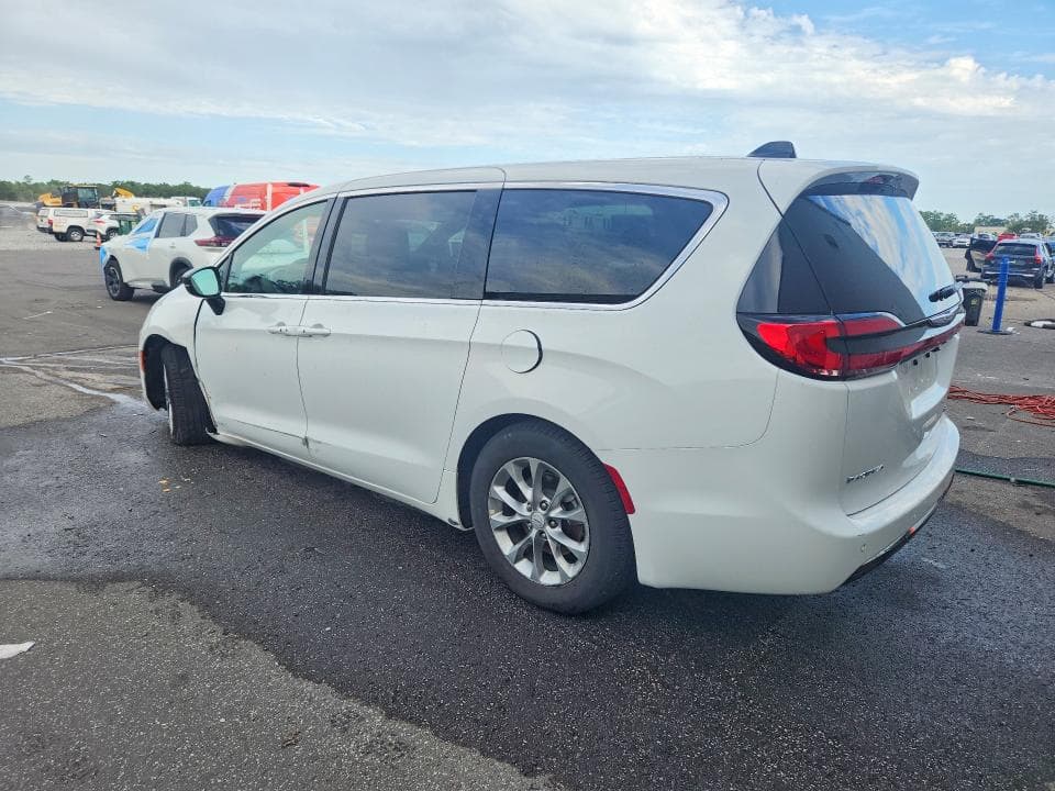 2026 CHRYSLER PACIFICA LIMITED 2