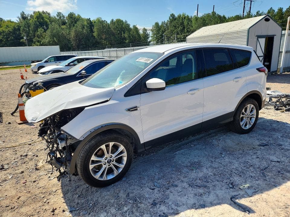 2017 FORD ESCAPE SE - 1