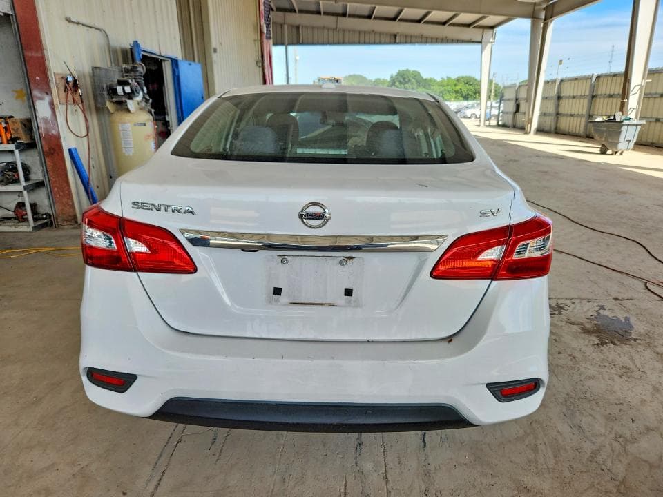 2018 NISSAN SENTRA SV 6