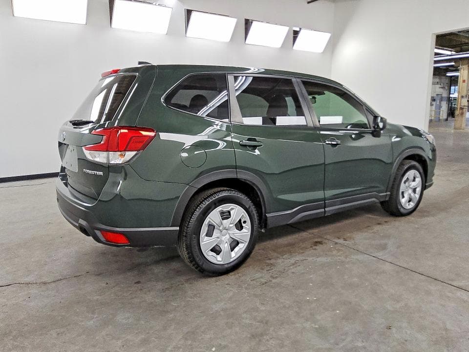 2023 SUBARU FORESTER 3