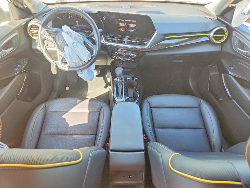 2025 CHEVROLET TRAX ACTIV 8