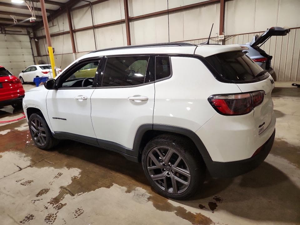 2026 JEEP COMPASS LATITUDE 2