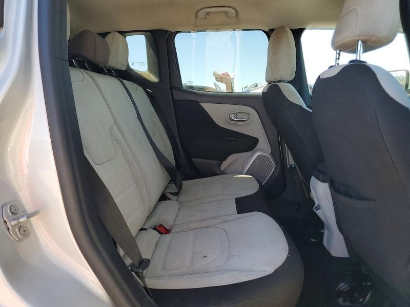 2018 JEEP RENEGADE LATITUDE 11