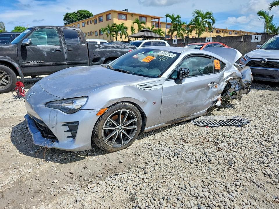 2019 TOYOTA 86 BASE - 1