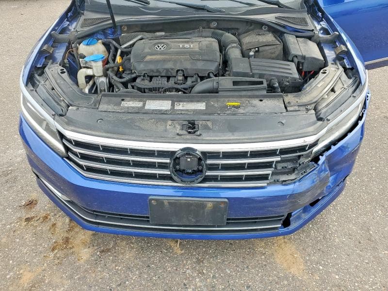 2017 VOLKSWAGEN PASSAT SE 11