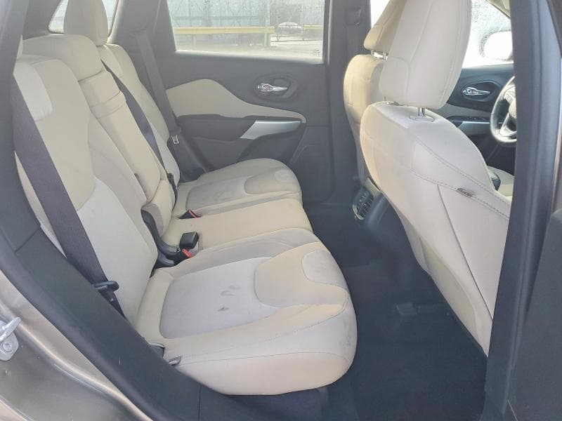 2018 JEEP CHEROKEE LATITUDE 11