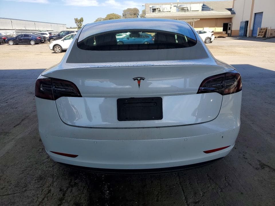 2021 TESLA MODEL 3 6
