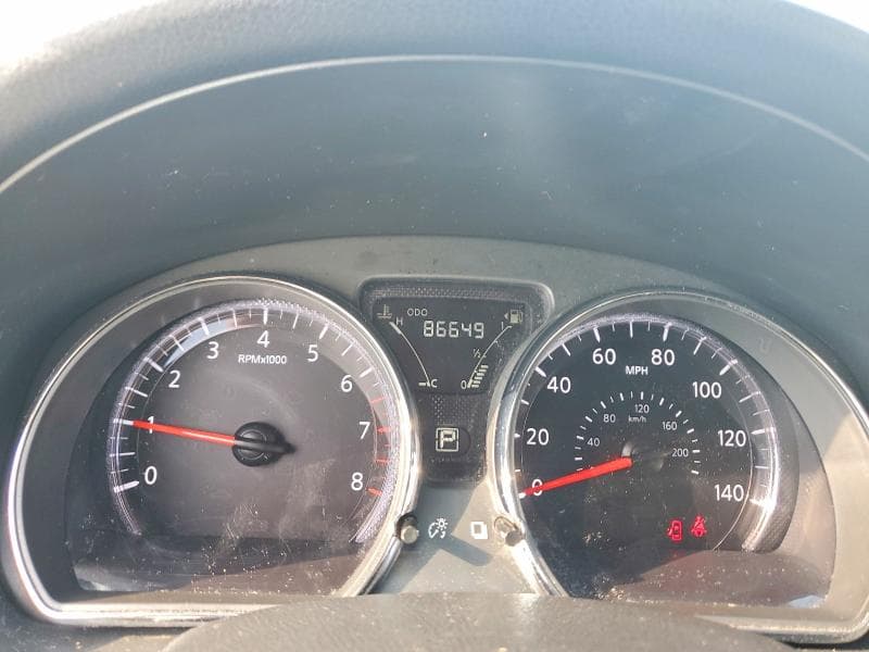 2019 NISSAN VERSA SV 9