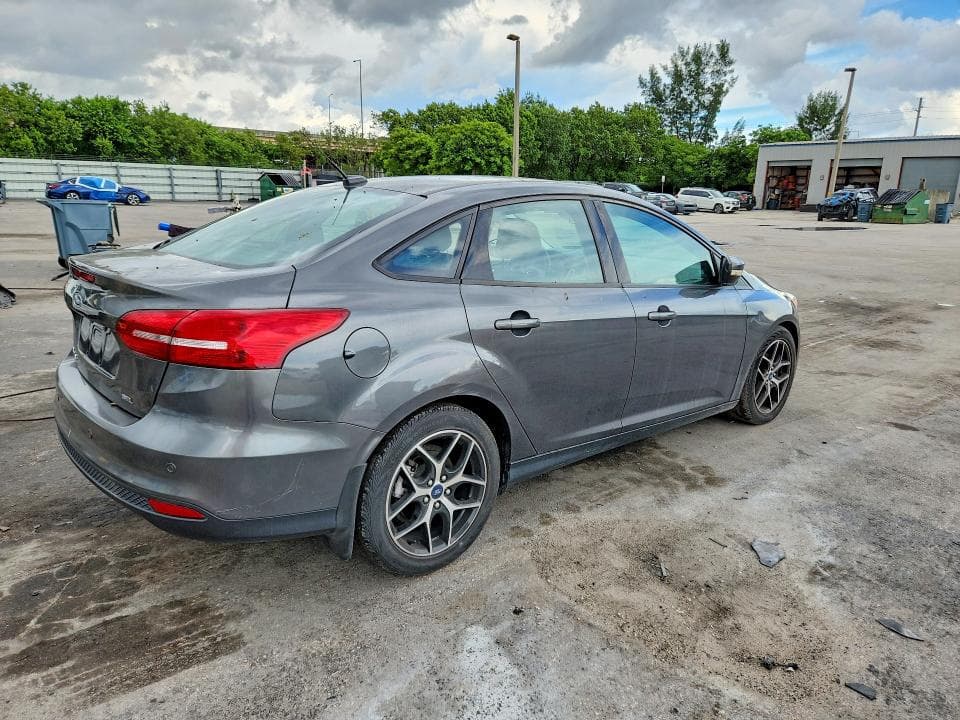 2018 FORD FOCUS SEL 3