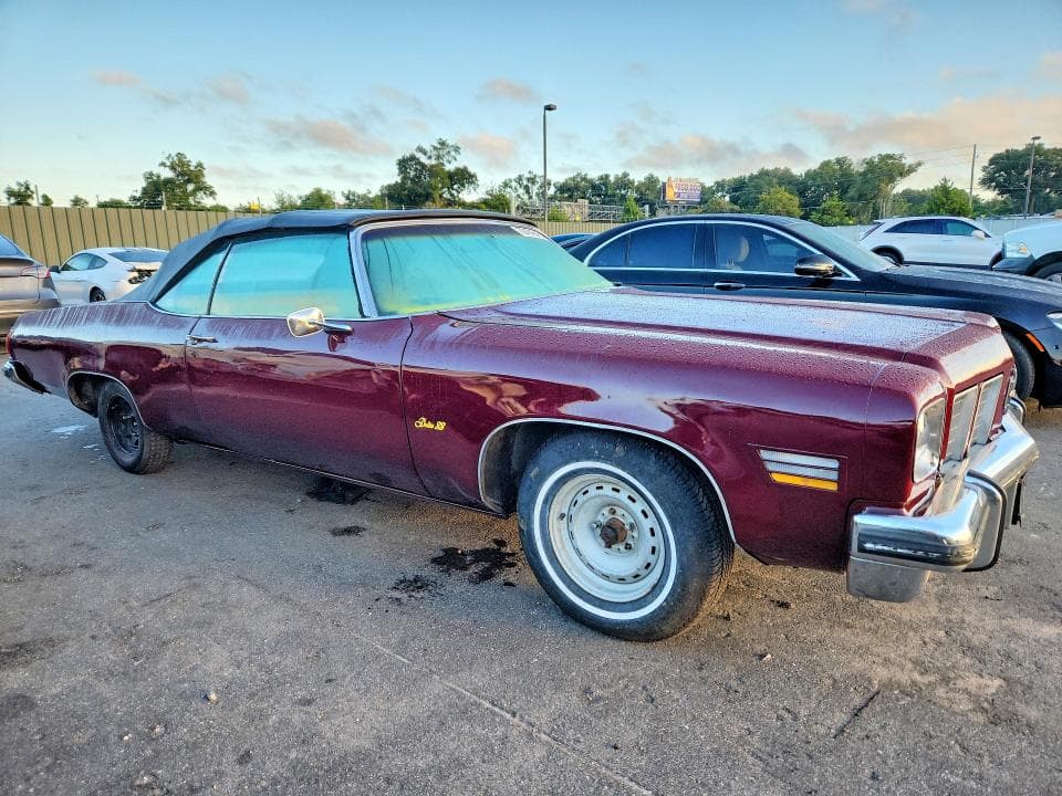 1975 OLDSMOBILE DELTA 88 4
