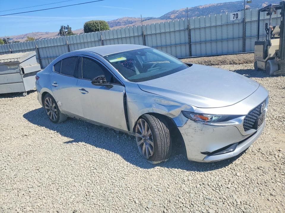 2019 MAZDA 3 SELECT 4