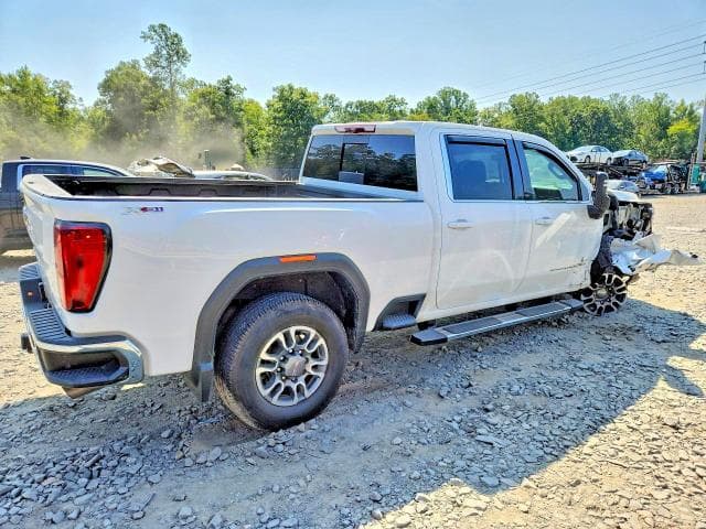 2024 GMC SIERRA K2500 SLE 3