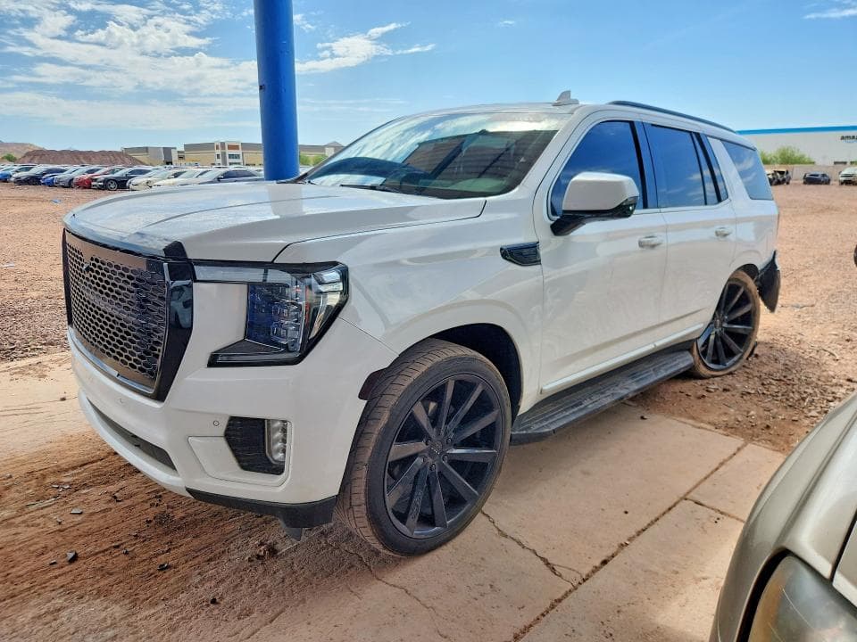 2021 GMC YUKON SLT - 1