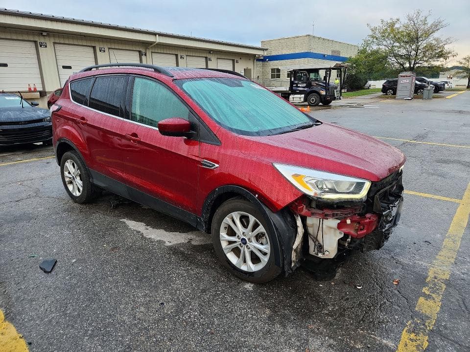 2017 FORD ESCAPE SE 4