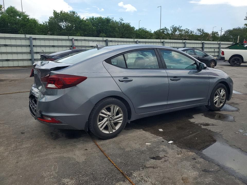 2019 HYUNDAI ELANTRA SEL 3
