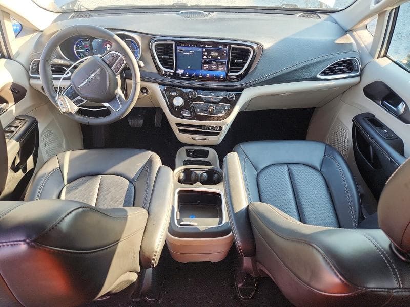 2024 CHRYSLER PACIFICA HYBRID SELECT 8