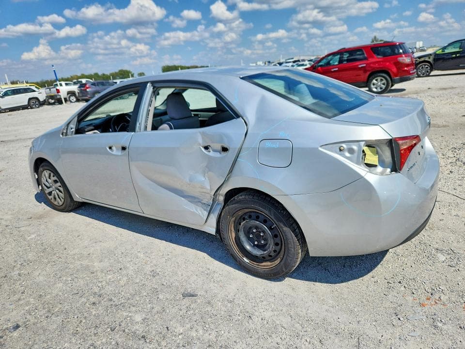 2017 TOYOTA COROLLA LE 2