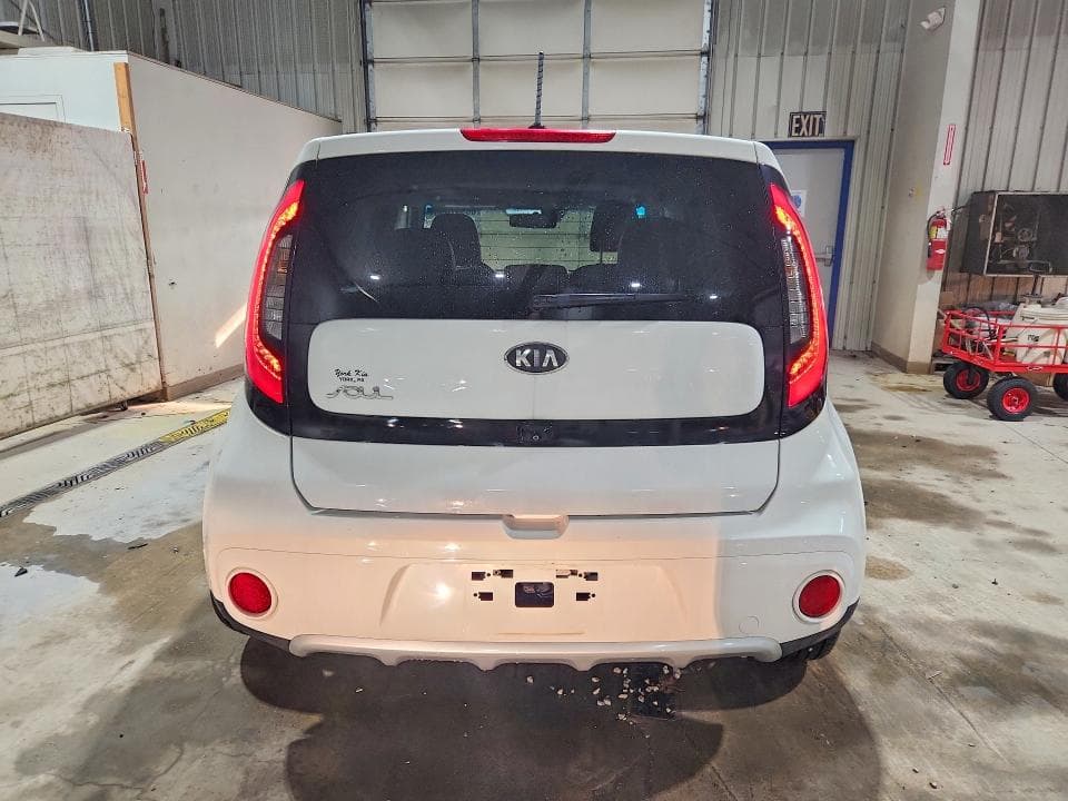 2017 KIA SOUL + 6