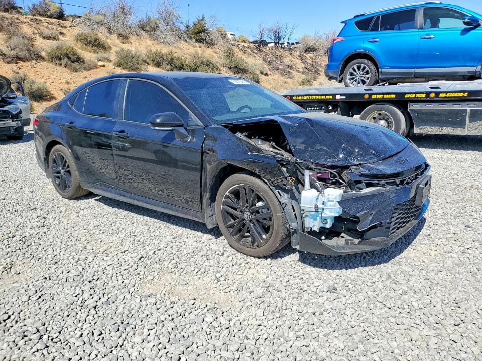 2026 TOYOTA CAMRY SE 4