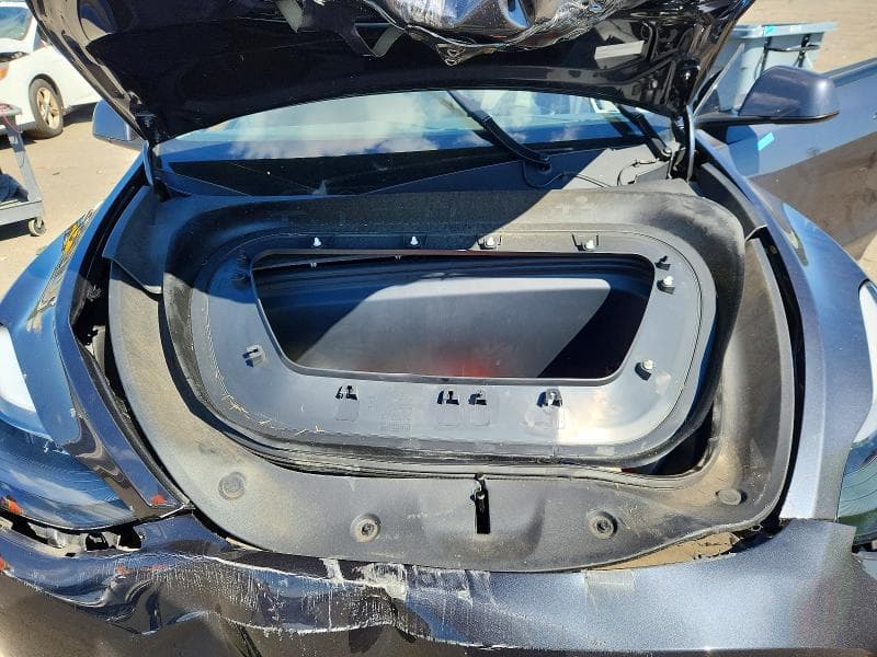 2024 TESLA MODEL Y 11