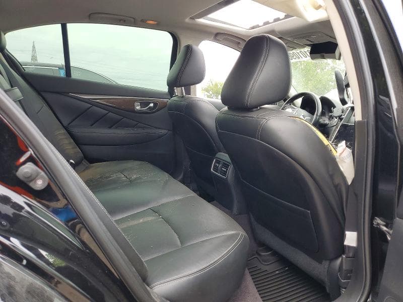 2019 INFINITI Q50 LUXE 10