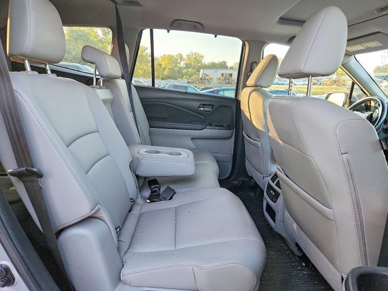 2022 HONDA PILOT SE 11