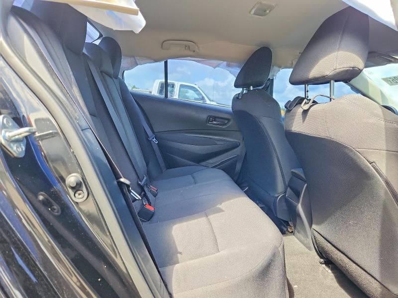 2022 TOYOTA COROLLA LE 10