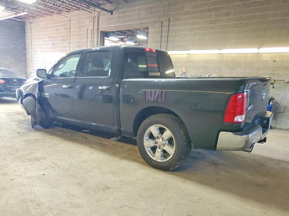 2017 RAM 1500 SLT 2