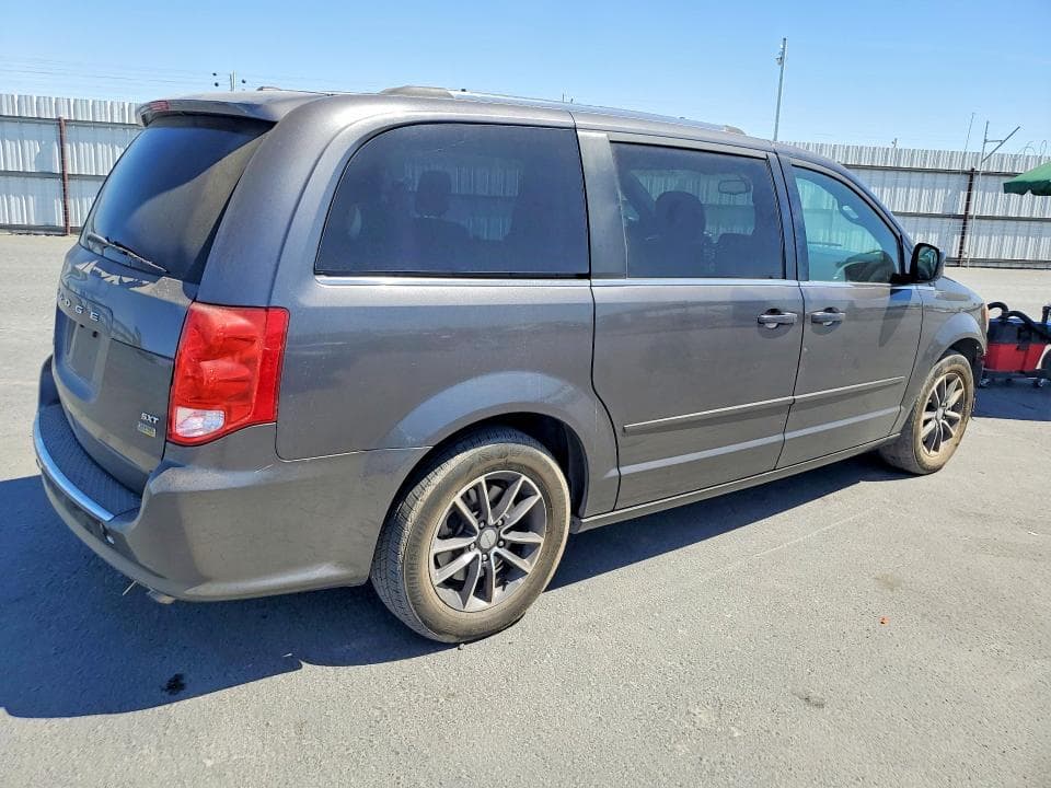 2017 DODGE GRAND CARAVAN SXT 3