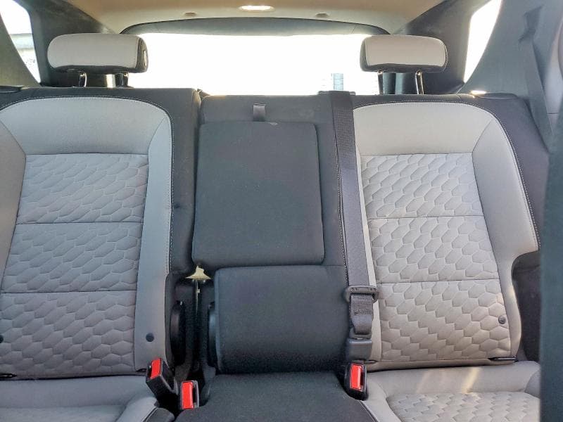 2018 CHEVROLET EQUINOX LS 10