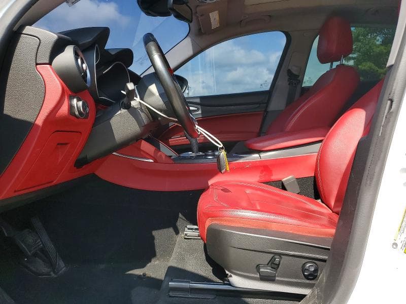2020 ALFA ROMEO STELVIO 7