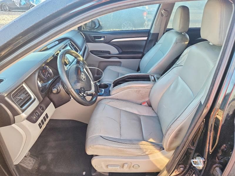 2018 TOYOTA HIGHLANDER XLE 7