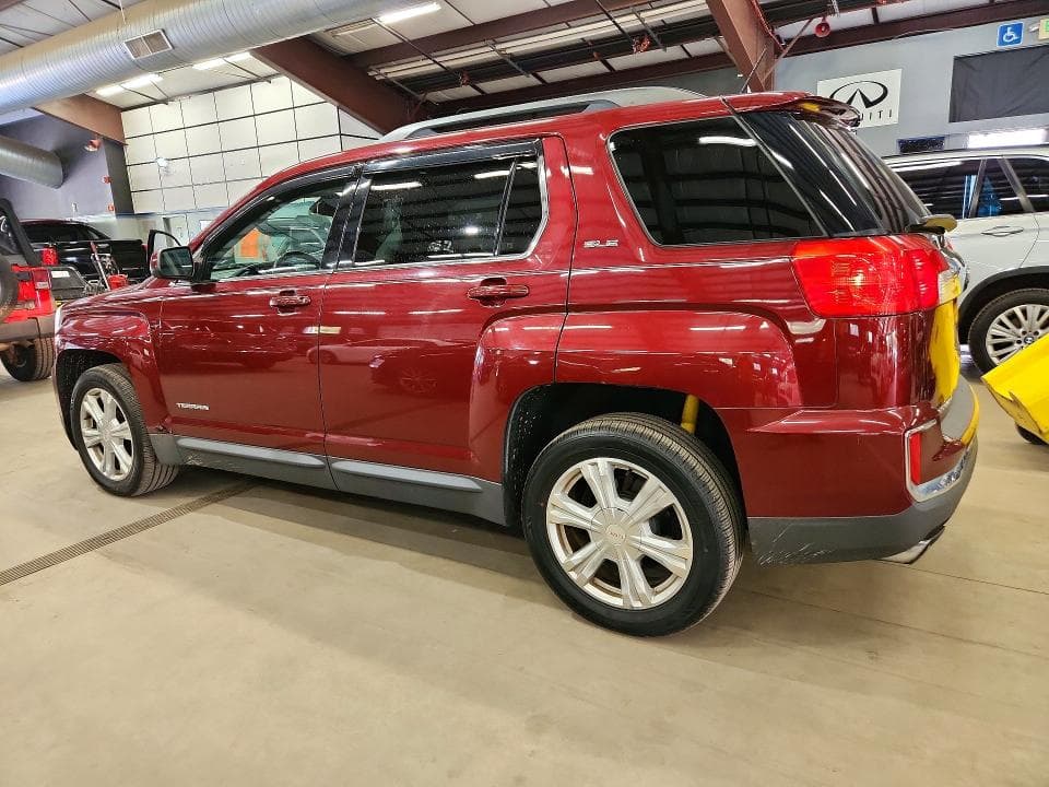 2017 GMC TERRAIN SLE 2