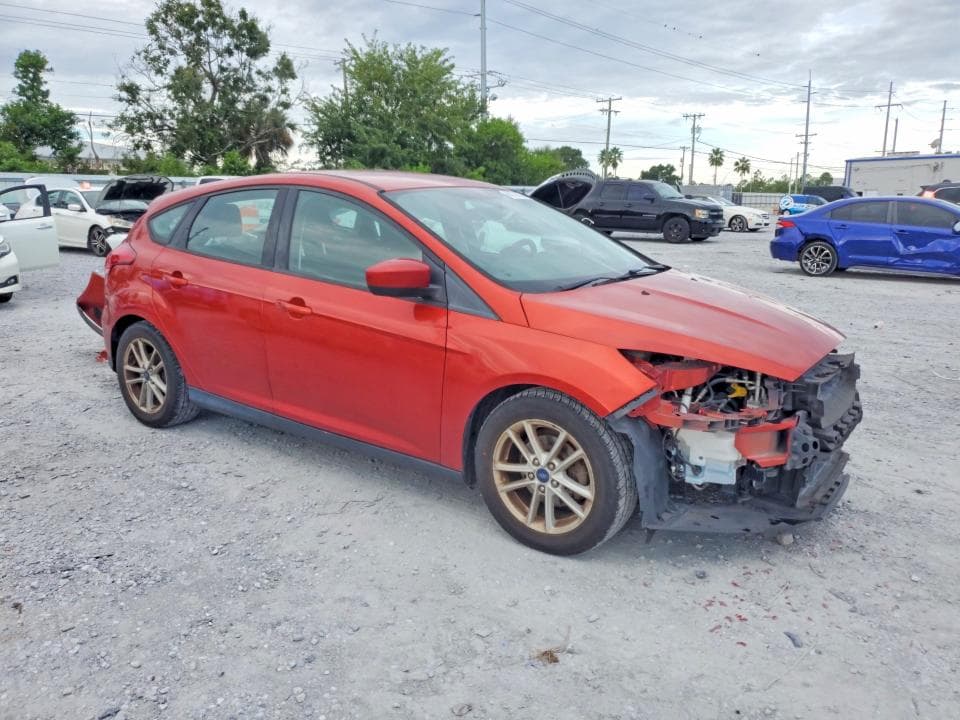 2018 FORD FOCUS SE 4