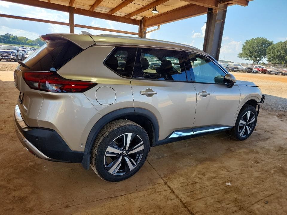 2021 NISSAN ROGUE PLATINUM 3