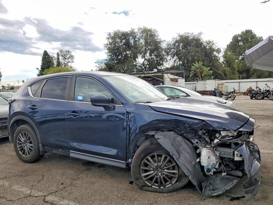 2020 MAZDA CX-5 TOURING 4