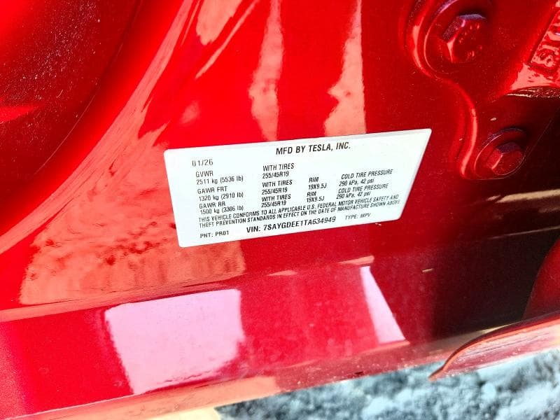 2026 TESLA MODEL Y 12