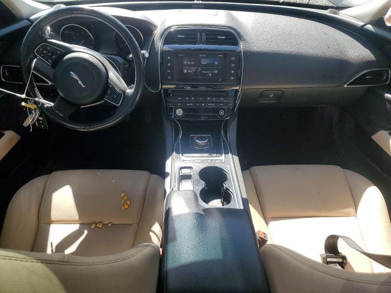 2017 JAGUAR XE PREMIUM 8