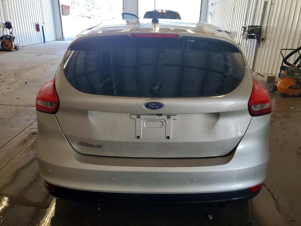 2017 FORD FOCUS SEL 6