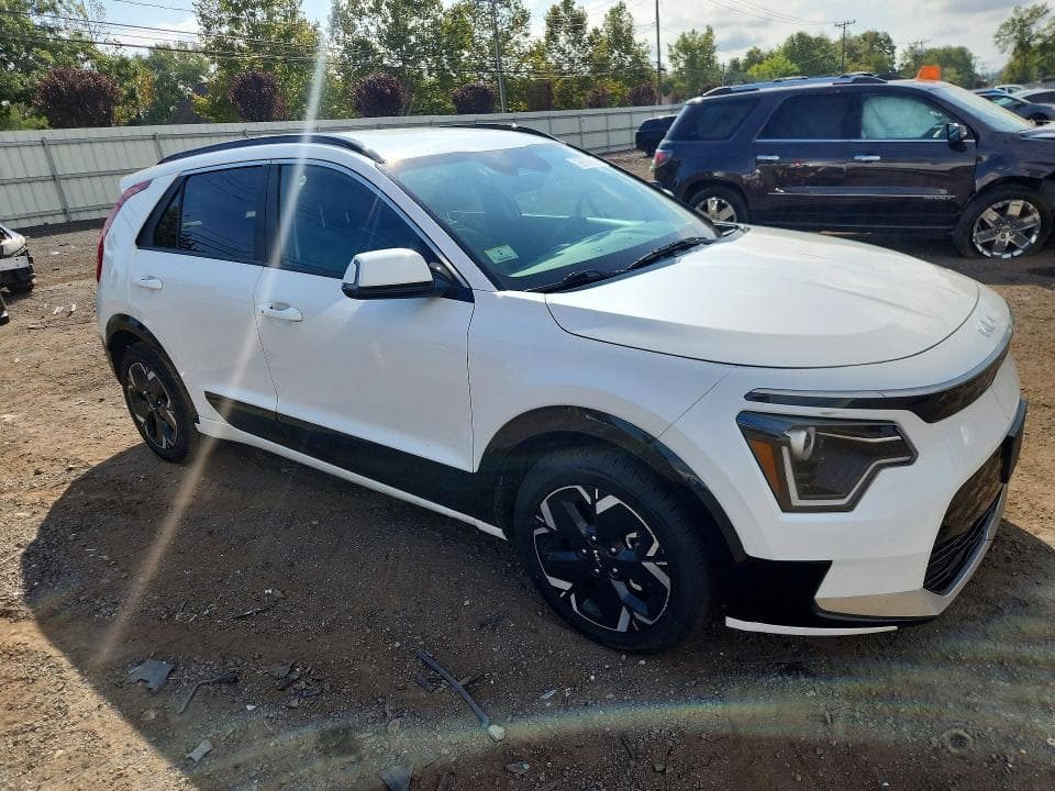 2024 KIA NIRO WIND 4