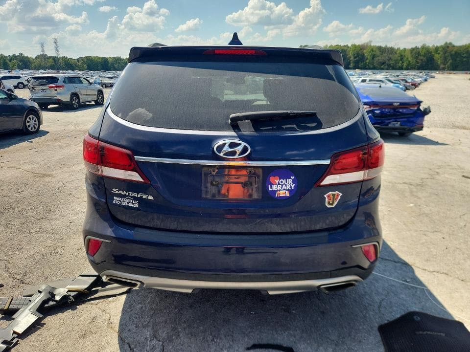 2017 HYUNDAI SANTA FE SE 6